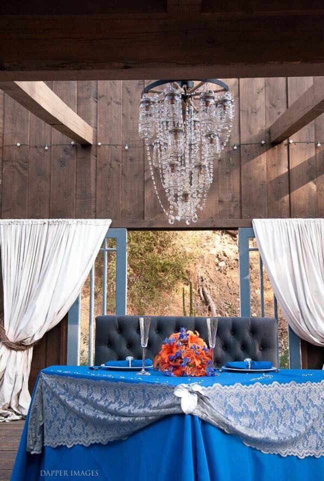 18” Wagon Wheel Mason Jar Chandelier