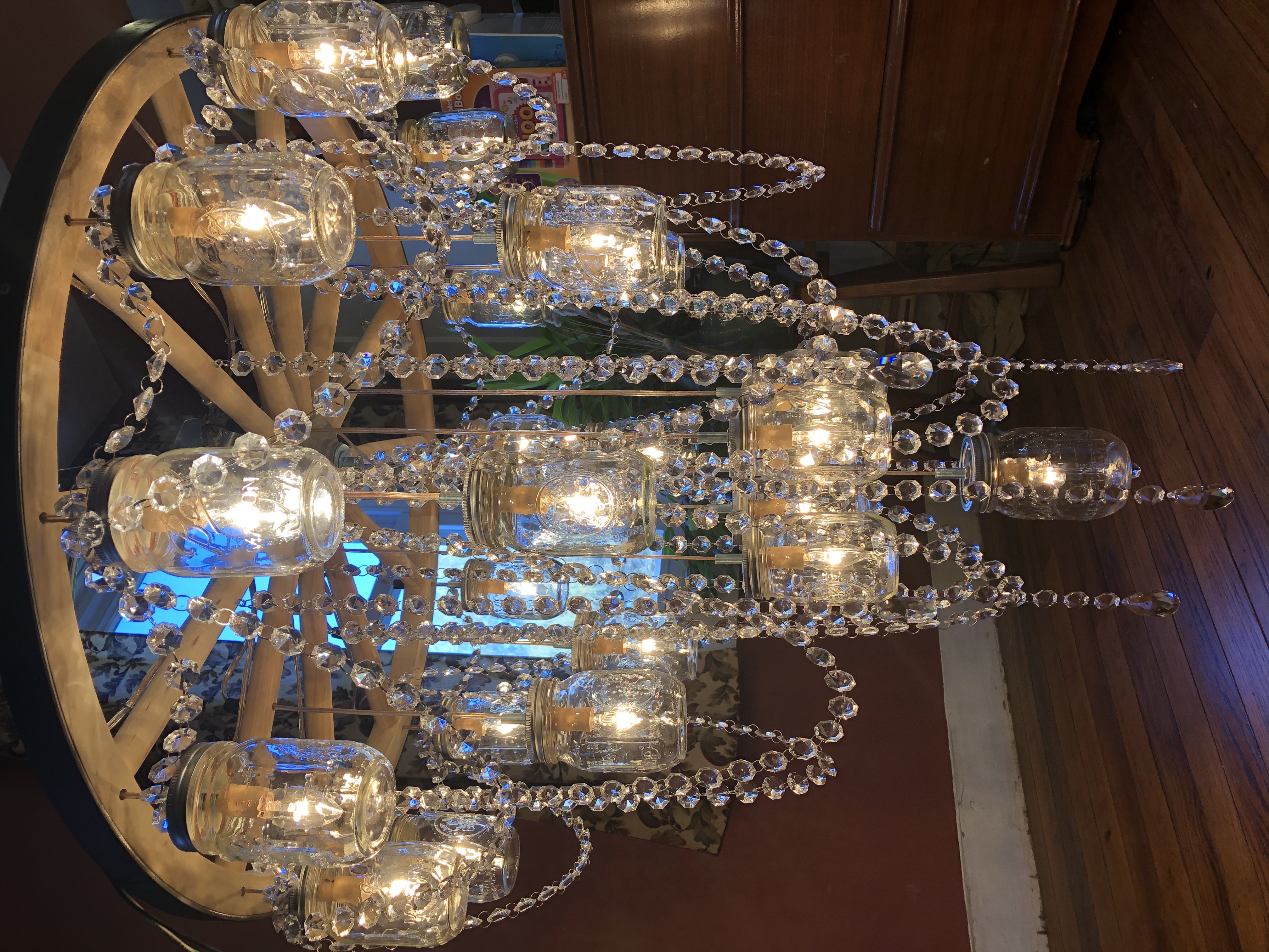 32” Wooden Wheel Mason Jar Chandelier
